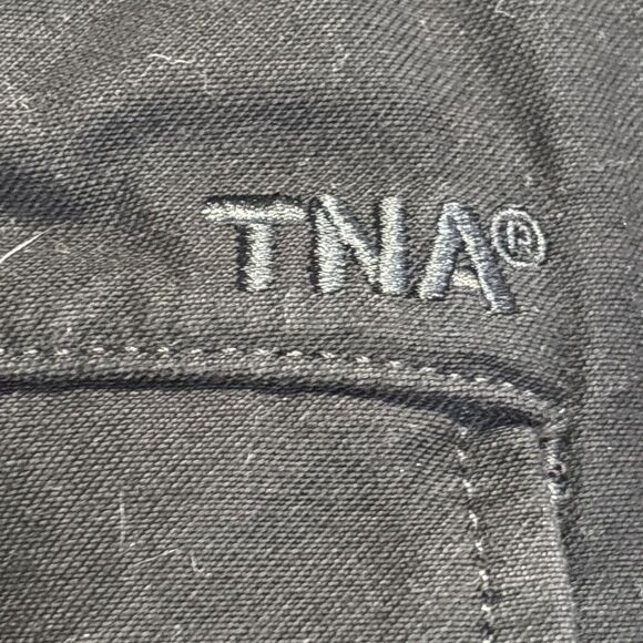 Aritzia TNA Supply Cargo Pants Adjustable Waist Women's Size Medium Black - Picture 12 of 15